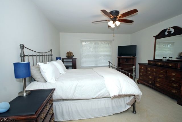 10 Apache Way, Branchburg Twp., NJ 08876