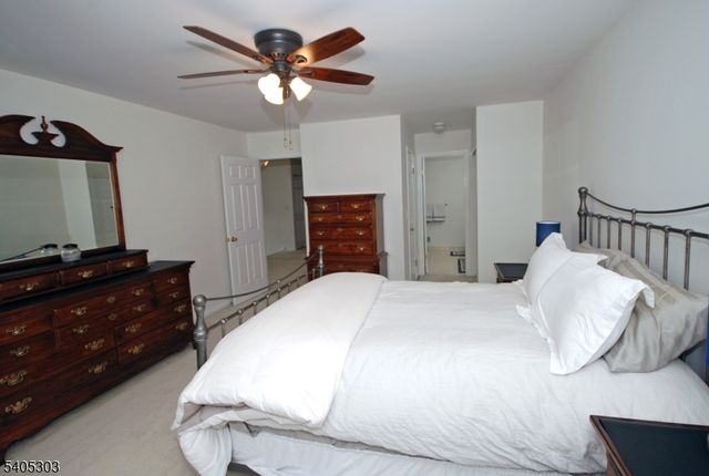 10 Apache Way, Branchburg Twp., NJ 08876