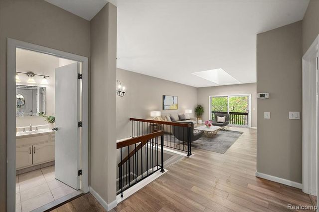 2175 Bordeaux Street, West Bloomfield, MI 48323