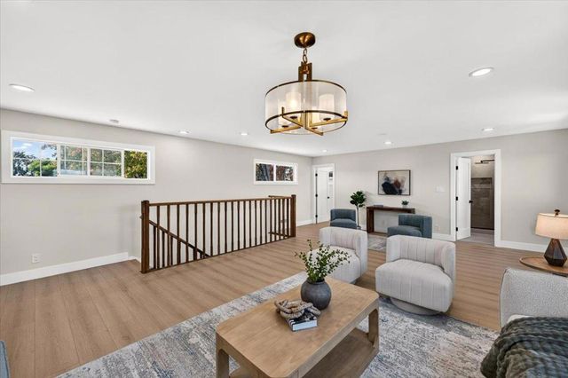 926 Radcliffe Drive, San Jose, CA 95117