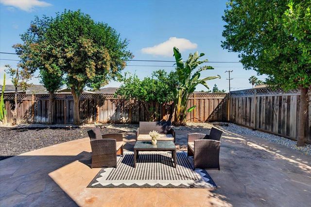 926 Radcliffe Drive, San Jose, CA 95117