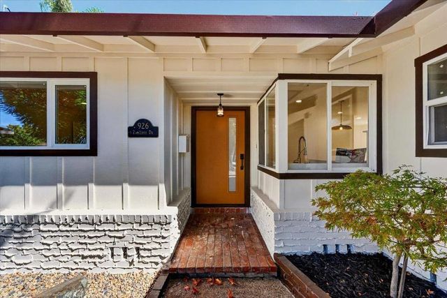 926 Radcliffe Drive, San Jose, CA 95117