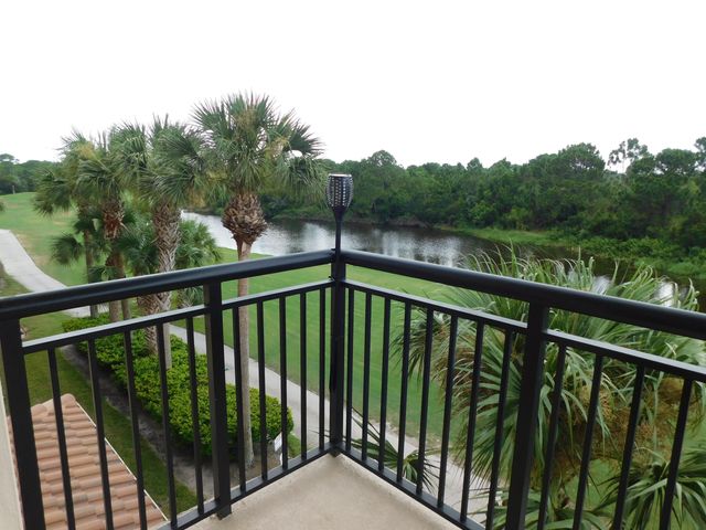 4190 Gator Greens Way 35, Fort Pierce, FL 34982