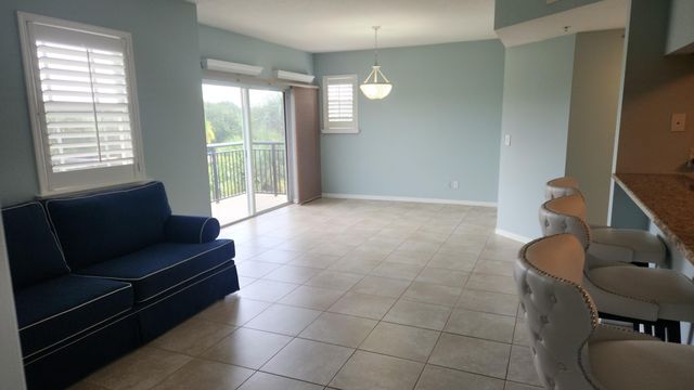 4190 Gator Greens Way 35, Fort Pierce, FL 34982