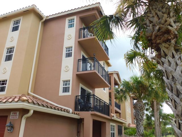 4190 Gator Greens Way 35, Fort Pierce, FL 34982