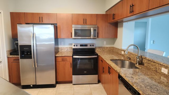 4190 Gator Greens Way 35, Fort Pierce, FL 34982