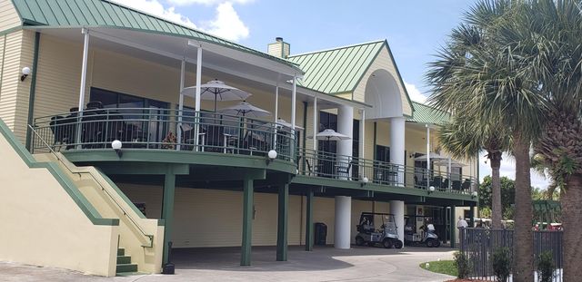 4190 Gator Greens Way 35, Fort Pierce, FL 34982