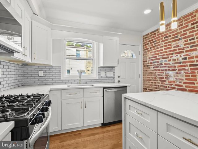 404 N ROBINSON ST, Baltimore, MD 21224