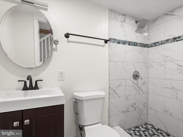 404 N ROBINSON ST, Baltimore, MD 21224