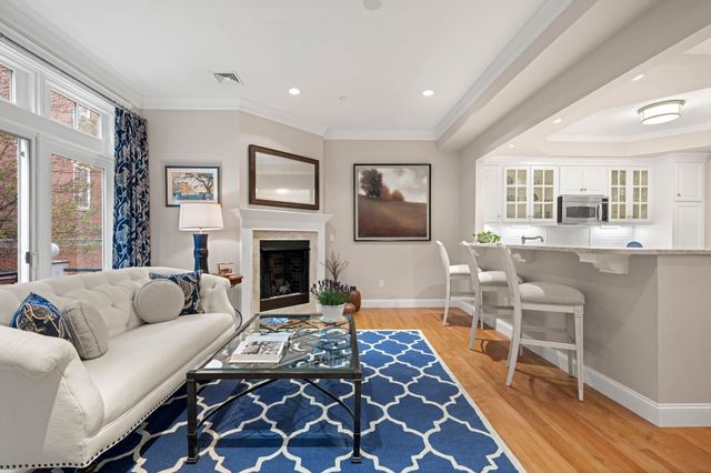 24 Porter Street, Portsmouth, NH 03801