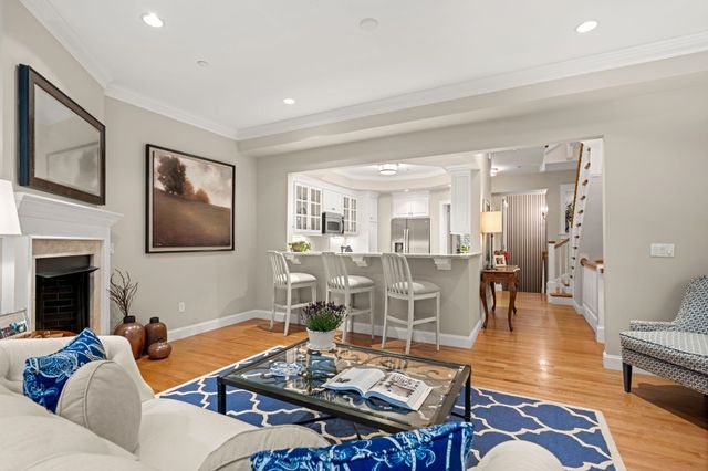 24 Porter Street, Portsmouth, NH 03801
