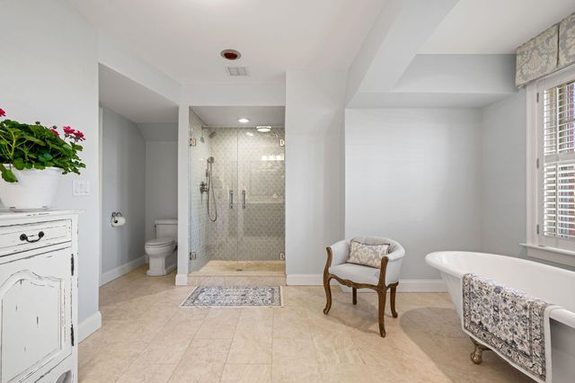 24 Porter Street, Portsmouth, NH 03801