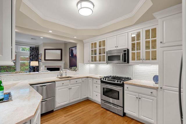 24 Porter Street, Portsmouth, NH 03801