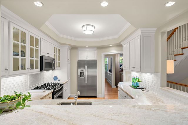 24 Porter Street, Portsmouth, NH 03801
