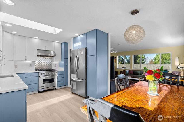 5335 Marian Drive NE, Olympia, WA 98516