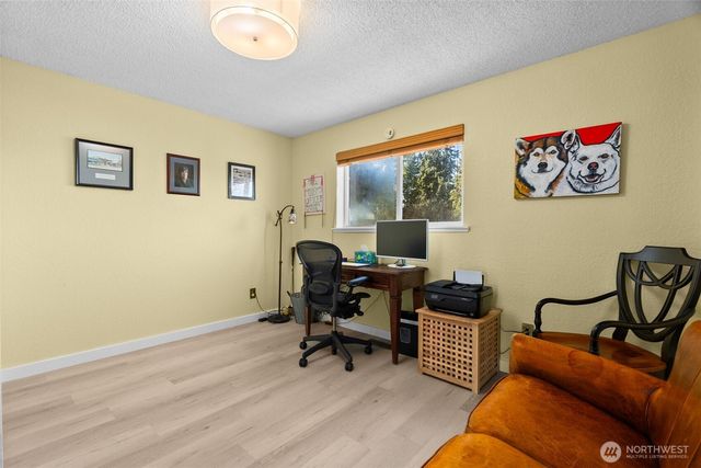 5335 Marian Drive NE, Olympia, WA 98516