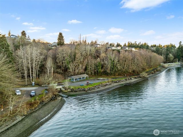 5335 Marian Drive NE, Olympia, WA 98516