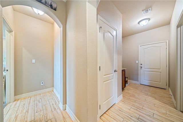 1825 Bay Landing Dr, Portland, TX 78374