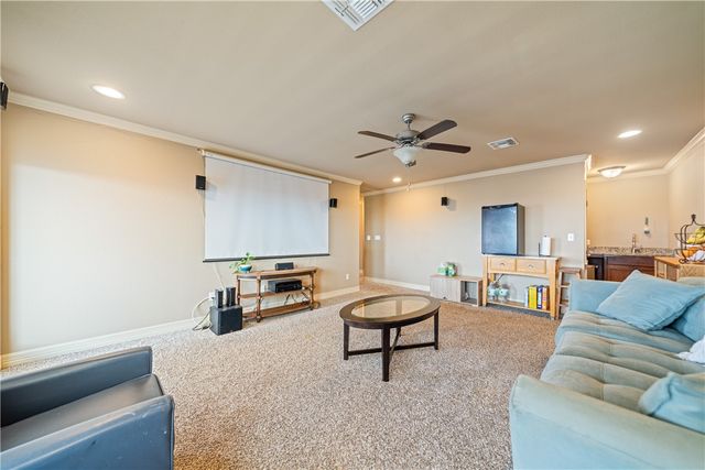 1825 Bay Landing Dr, Portland, TX 78374