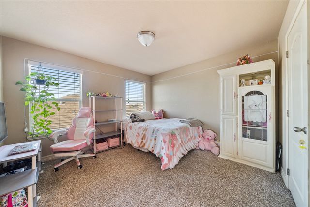 1825 Bay Landing Dr, Portland, TX 78374