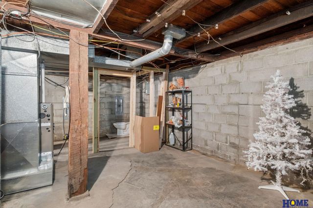 1220 Plum Street, Lincoln, NE 68502
