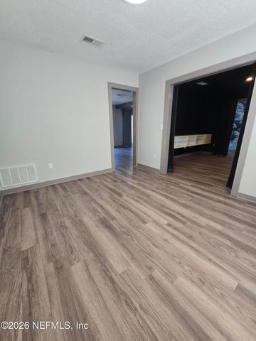 7239 WHITE BIRCH Drive, Jacksonville, FL 32277