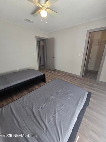 7239 WHITE BIRCH Drive, Jacksonville, FL 32277