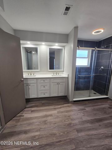 7239 WHITE BIRCH Drive, Jacksonville, FL 32277