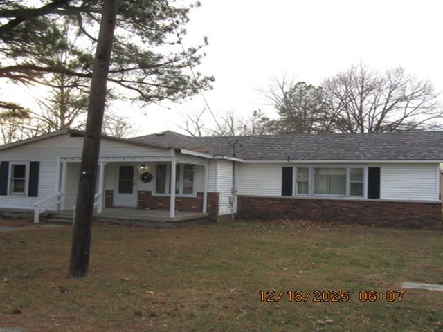 903 S Odle Street, West Frankfort, IL 62896