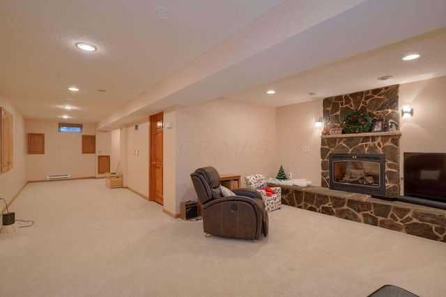 680 Covered Bridge Drive, Delaware, OH 43015