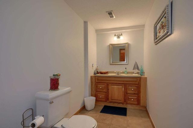 680 Covered Bridge Drive, Delaware, OH 43015