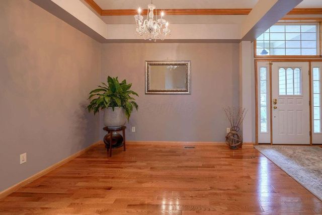 680 Covered Bridge Drive, Delaware, OH 43015