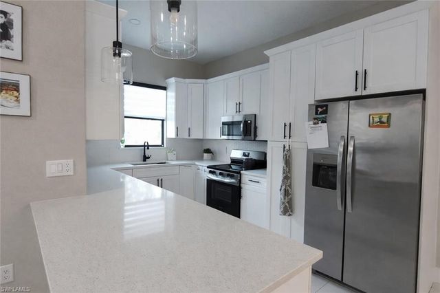 3208 31st ST W, Lehigh Acres, FL 33971