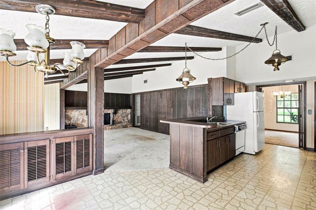 15301 LAKE MAURINE DRIVE, Odessa, FL 33556