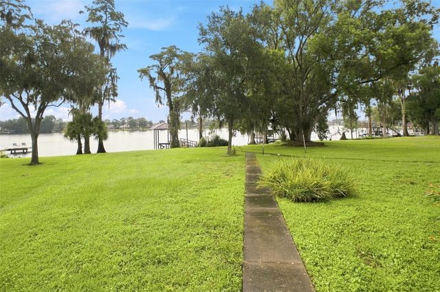15301 LAKE MAURINE DRIVE, Odessa, FL 33556