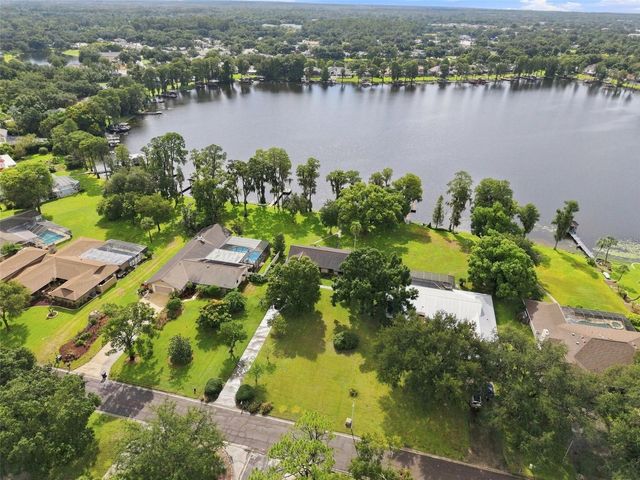 15301 LAKE MAURINE DRIVE, Odessa, FL 33556