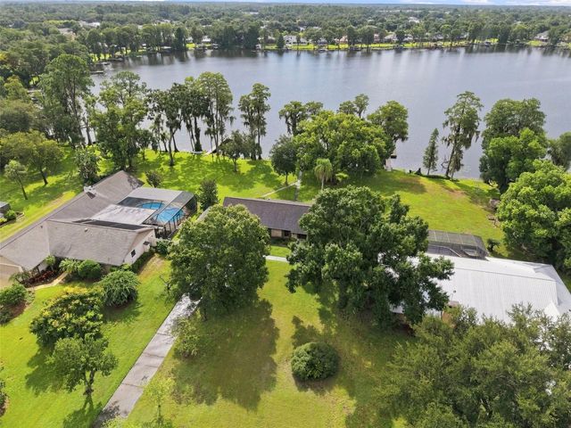 15301 LAKE MAURINE DRIVE, Odessa, FL 33556