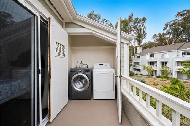 7626 Hollister Avenue 331, Goleta, CA 93117