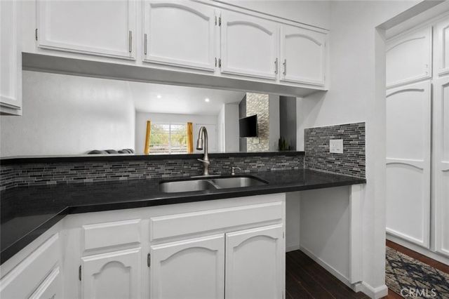 7626 Hollister Avenue 331, Goleta, CA 93117