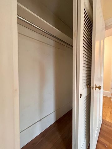53 Oakland St B, Medford, MA 02155