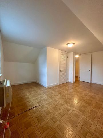 53 Oakland St B, Medford, MA 02155