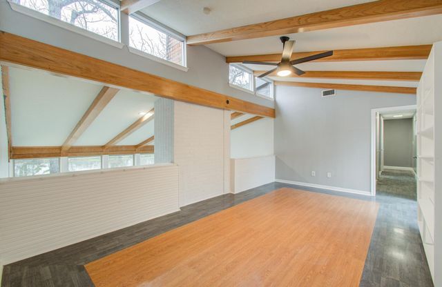 417 Brook Hollow Drive, Conroe, TX 77385