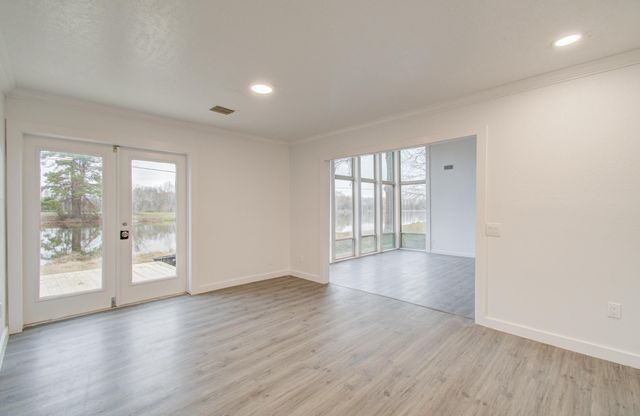 417 Brook Hollow Drive, Conroe, TX 77385