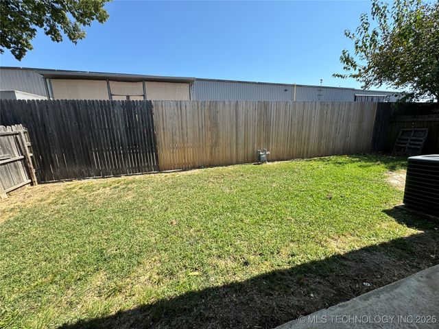 4319 S Maplewood Avenue, Tulsa, OK 74135