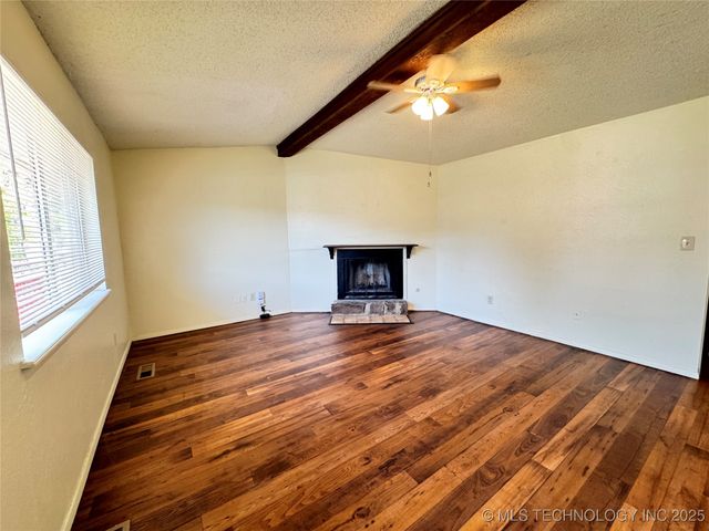 4319 S Maplewood Avenue, Tulsa, OK 74135