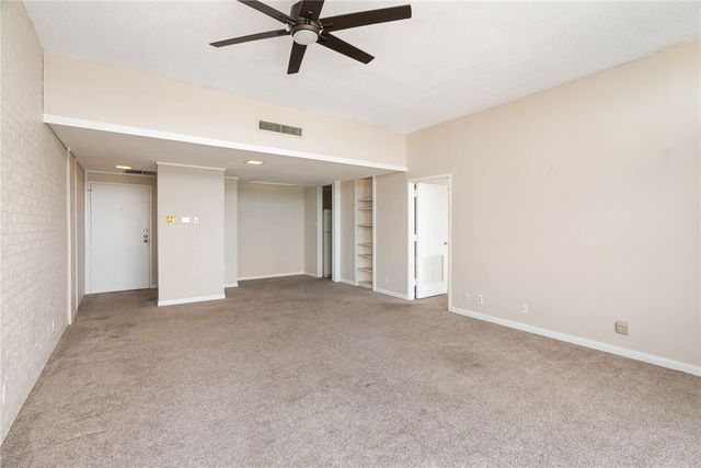 4600 Ocean Dr 906, Corpus Christi, TX 78412