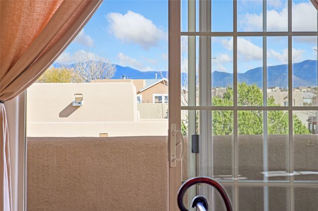 4137 Soaring Eagle, Santa Fe, NM 87507