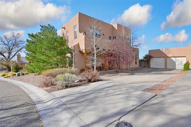 4137 Soaring Eagle, Santa Fe, NM 87507