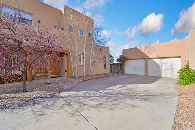 4137 Soaring Eagle, Santa Fe, NM 87507