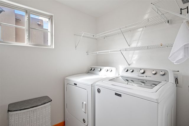 4137 Soaring Eagle, Santa Fe, NM 87507